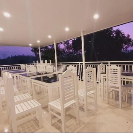Aura Springs Resort Anachal Экстерьер фото